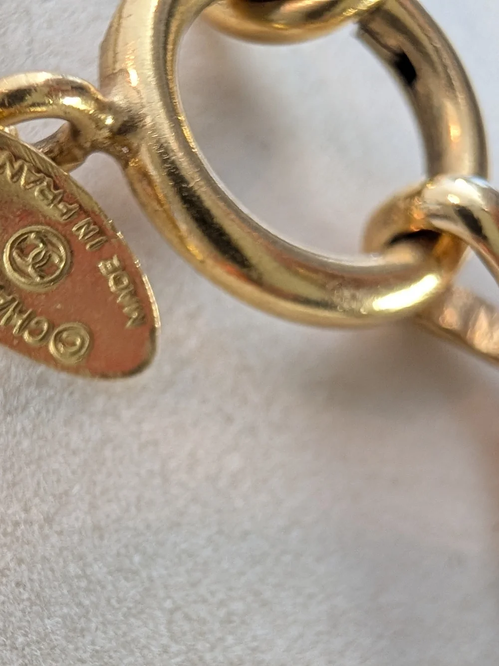 CHANEL Vintage Gold-Tone Rue Cambon Paris Pendant Necklace